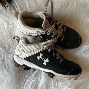 Under Armour Kids Black and White Sneakers